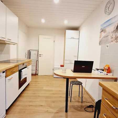 Apartment Frimmos Monteurewohnung In *